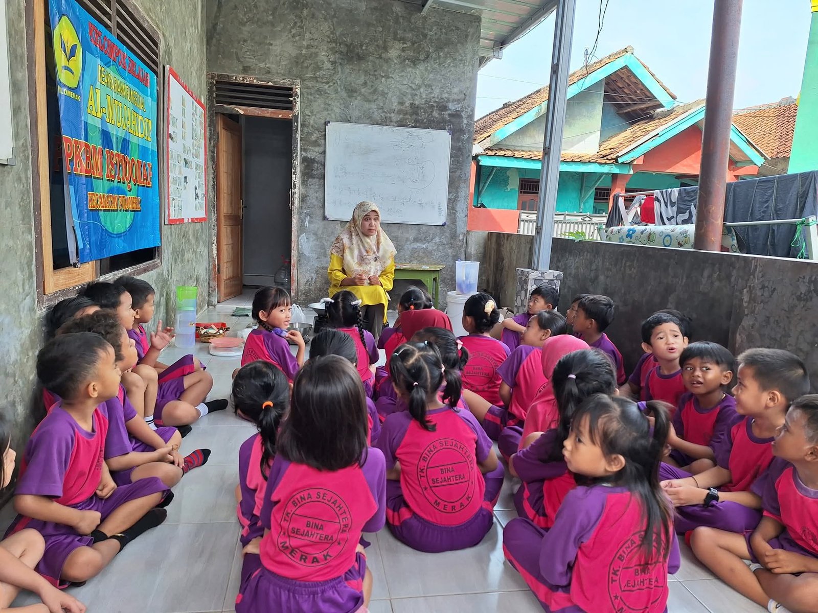 Kunjungan sekolah ke Masaru